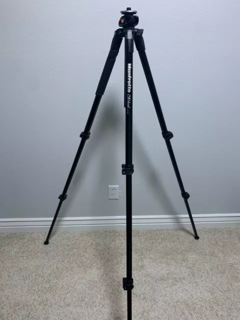 Manfrotto MT290DUA3US 290 Dual Aluminum Tripod