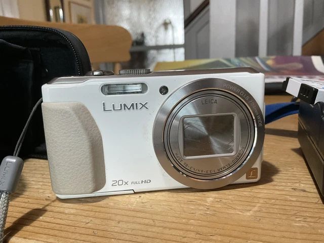 Panasonic LUMIX DMC-TZ40 / DMC-ZS30 18.1MP Digital Camera - white