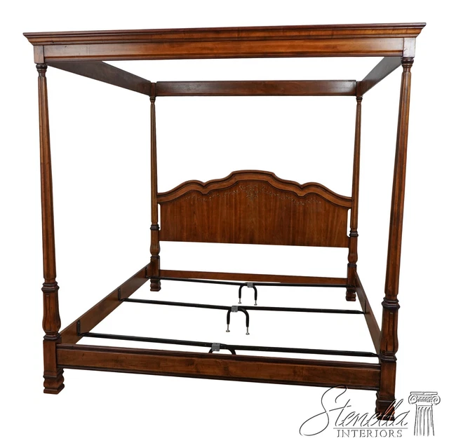 58813EC: DREXEL King Size Canopy Bed w. Painted Details