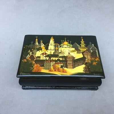 Black Lacquer Hand Painted Russia Trinket Jewelry Box Signed Bracoba Church Town