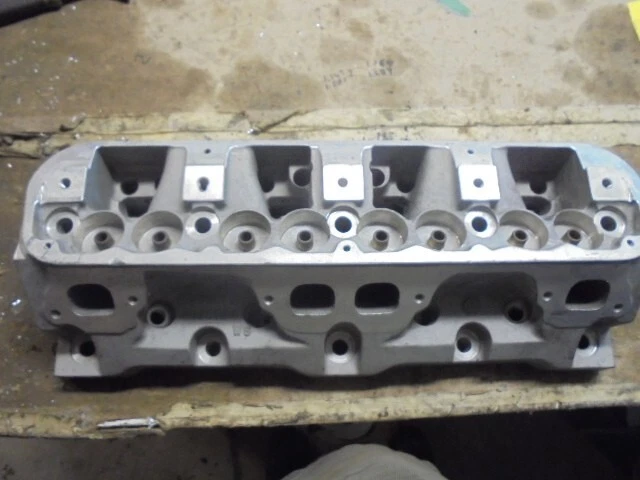 Aluminum Cylinder Head MOPAR SB 4532724 IMCA IHRA NHRA WISSOTA ASA K&N Midget Aluminum Cylinder Head MOPAR SB 4532724 IMCA IHRA NHRA WISSOTA ASA K&N Midget