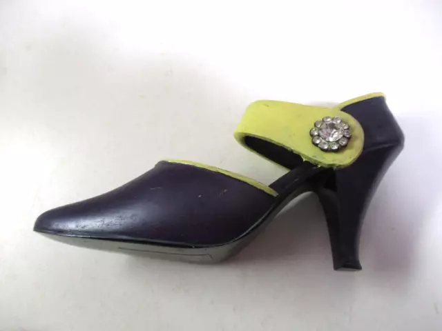 MY TREASURE KINGSBRIDGE Heel Pump 1999 Miniature Shoe Resin 4 inch $9. ...
