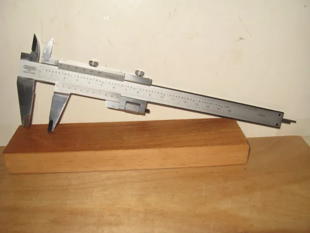 Draper #5320 Vernier Caliper - 0-150mm & ^" scales - NICE