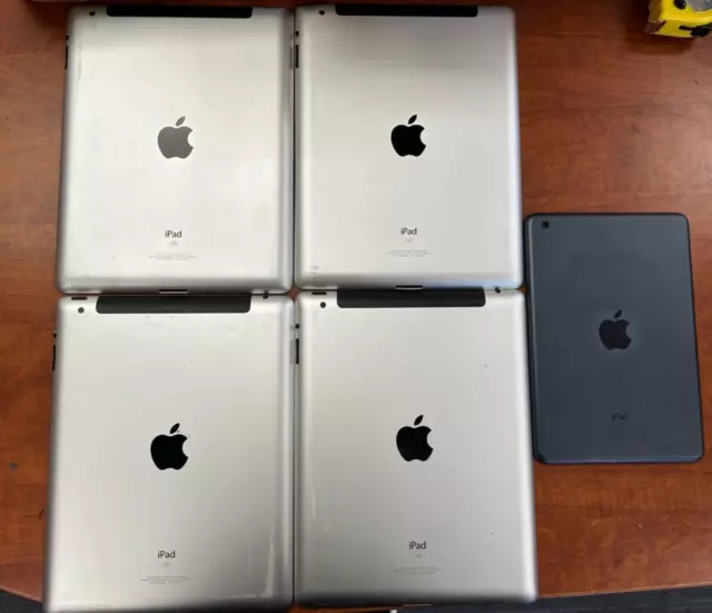 Apple iPad 2 x4, iPad Mini x1 - Lot of 5