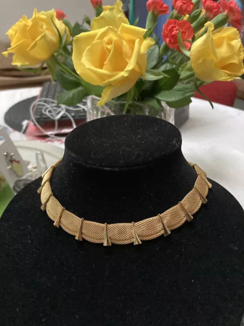 Trifari Vintage Stylish Choker Necklace Marked Trifari