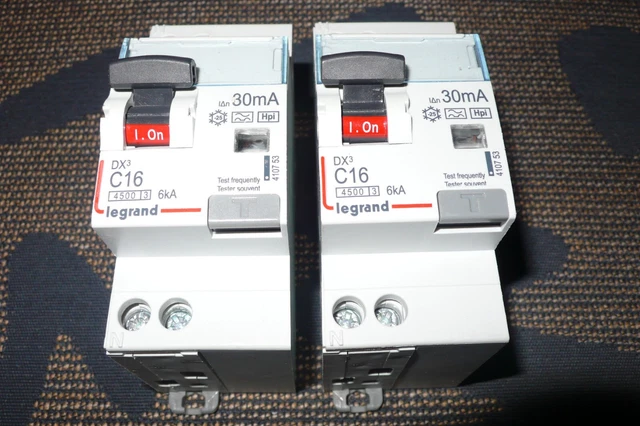 Disjoncteur Différentiel Legrand DX³ 6000 16A 30mA Type AC 1P+N 10kA