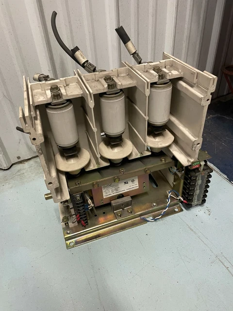 Toshiba Vacuum Contactor Type HCV-5HA 7200V 400A 50KA