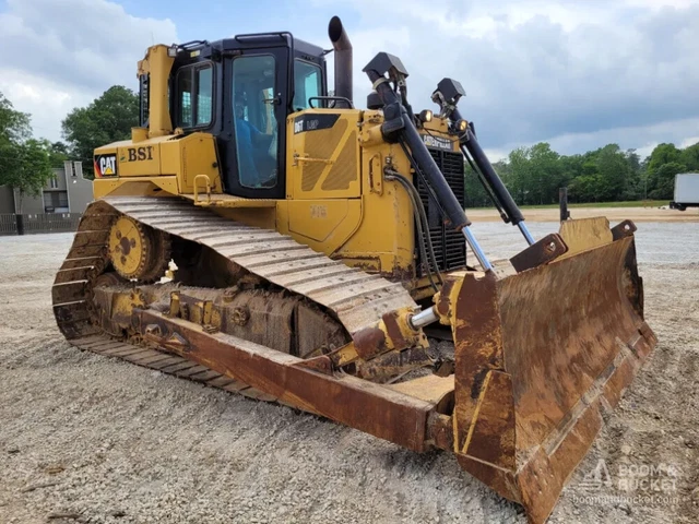 2013 Caterpillar D6T LGP