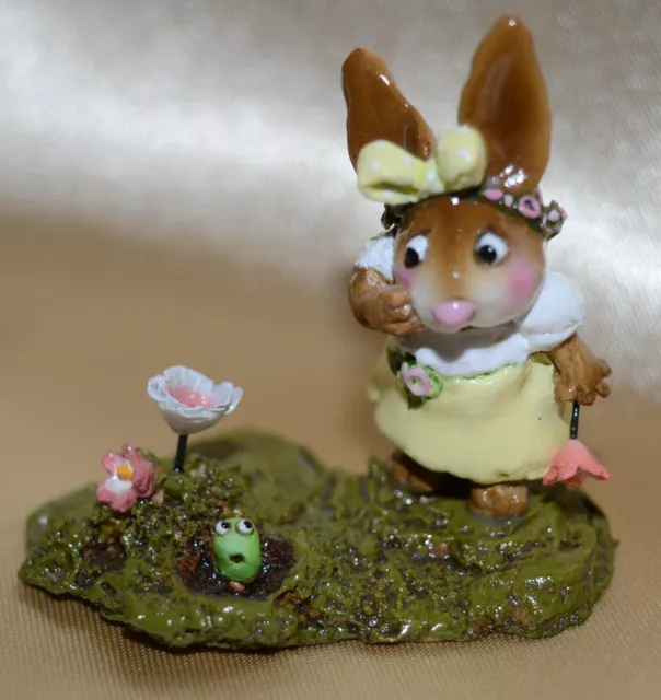 Wee Forest Folk 2009 'Look Who's in Bunny's Garden', Retired, Box Included