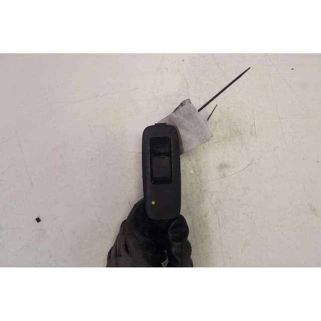 Interrupteur Lève-Vitre Avant Droit Pour Nissan Qashqai 2 Phase 1 - 254114BA0A - Occasion Bon État
