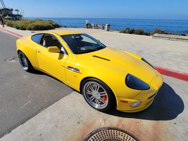2005 Aston Martin Vanquish S JUST 2 OWNERS, STUNNING INSIDE + OUT, LIKE NEW!