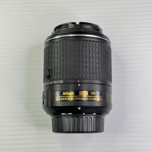 Nikon AF-S NIKKOR 55-200mm f/4-5.6 G II ED DX VR