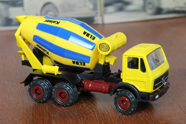 Camion Bétonnière Mercedes-Benz Conrad 1/50 - 2222 B 6x4, Couleur Kaki, Occasion