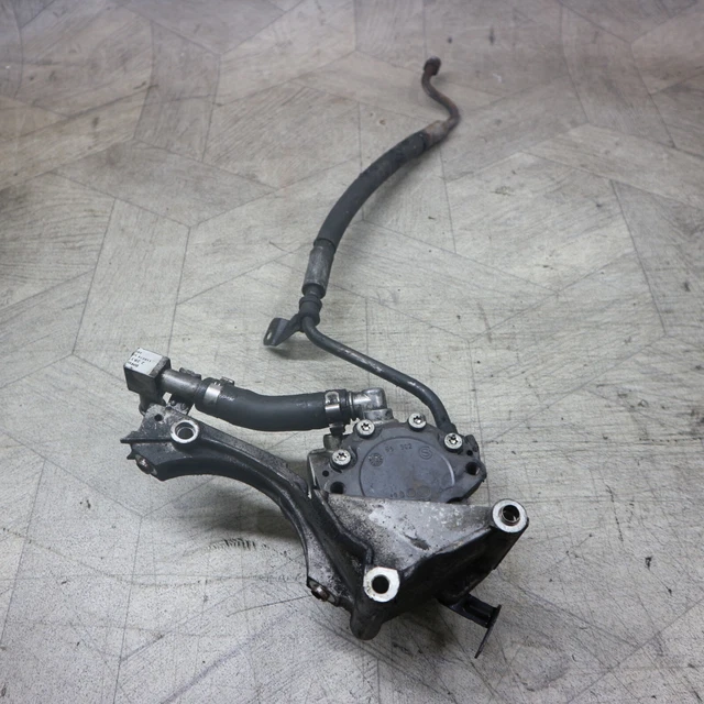 BMW E90 E92 E93 M3 Power Steering Pump & Suction Pipe 2283002 £159.99