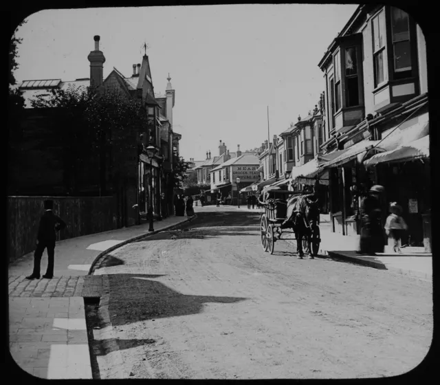 ANTIQUE Magic Lantern Slide ISLE OF WIGHT SANDOWN HIGH STREET C1900 PHOTO IOW