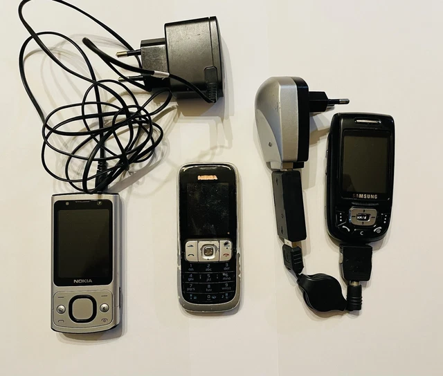 LOT DE 3 Téléphone pour pièces EUR 19,00 - FR