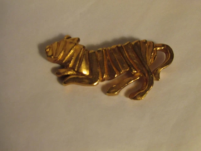 Broche Vintage En Métal Doré - Motif Tigre - Signée Balabooste - Occasion 'dans Son Jus'