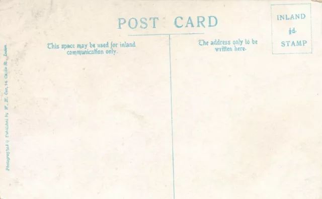 Vintage Bedfordshire Postcard, A Bit of Old Luton, Davis' Shop, Park Square JX7 2