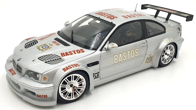 MINICHAMPS BMW M3 GTR 'STREET' 2001 NOIR 100 012105 1/18 de