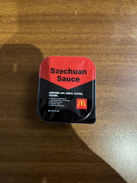 https://www.picclickimg.com/Z90AAOSwCixlmH~f/Brand-New-Sealed-2022-Mcdonalds-Szechuan-Sauce.webp
