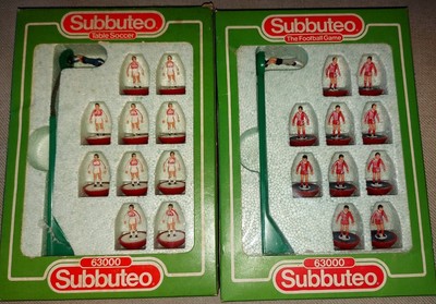scatola ed etichetta 636 Subbuteo Danimarca in ottime condizioni giocatori 