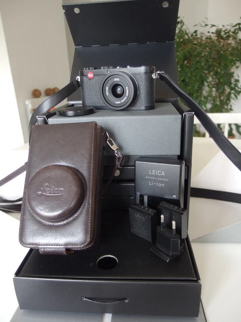 Leica X1