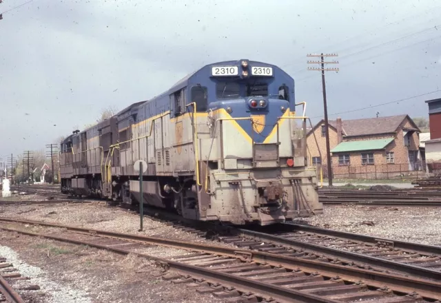 D&H DELAWARE AND HUDSON Railroad Train Locomotive 2310 Original 1976 Photo Slide