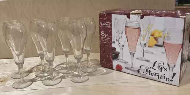 Libbey 9oz Tall Stemmed  Tulip Champagne Flutes. Set Of 7. In Box