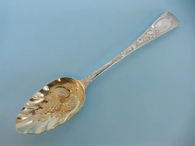 GEORGE III Solid SILVER BERRY Tablespoon. William Chawner II, London 1830 'REB'