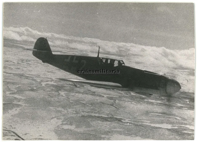 Orig. Foto Messerschmitt Bf 109 Flugzeug im Flug KIRKENES Murmansk Norwegen 1944
