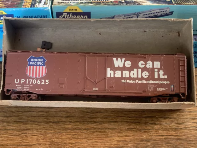 Athearn Ho Gauge Custom Union Pacific 50' Plug Door Boxcar