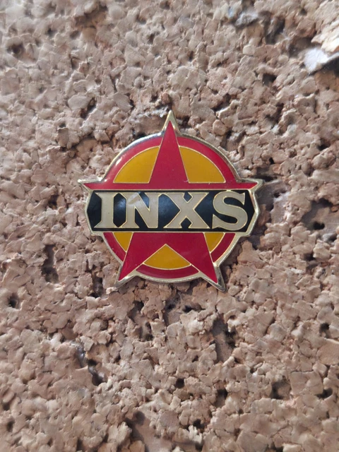Pin's Guns N' Roses – Pistolet, émail, Hard Rock, Collection, Occasion