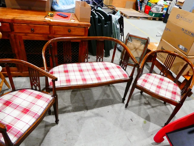 Edwardian Horse Shoe Back With Fret Work Sofa With 2 Chairs -Pink Check Mahogany
