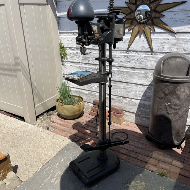 Vintage 40s Delta Milwaukee 14” DP220 Floor Drill Press W/Power Feed Pedal. Rare