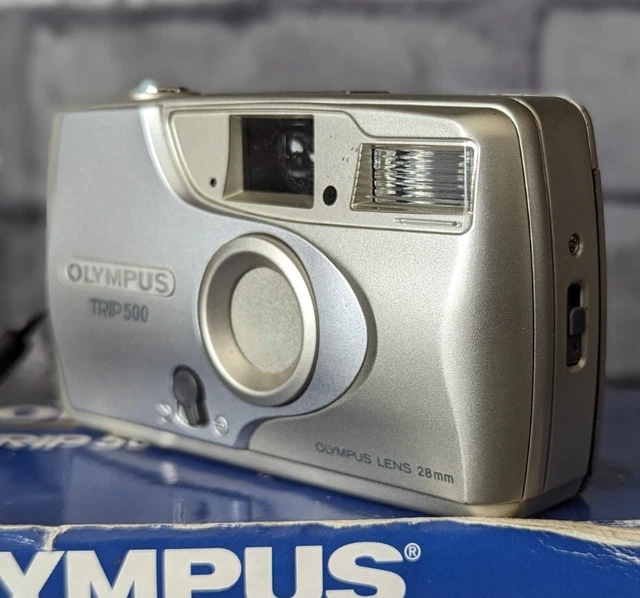 OLYMPUS TRIP 500 35mm Film Point and Shoot Camera Silver Tested With