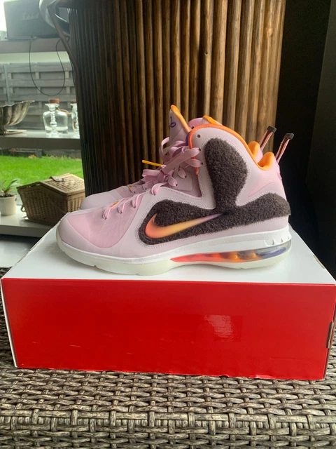 NIKE LEBRON IX taille 9.5 US 43 sneakers neuves 100