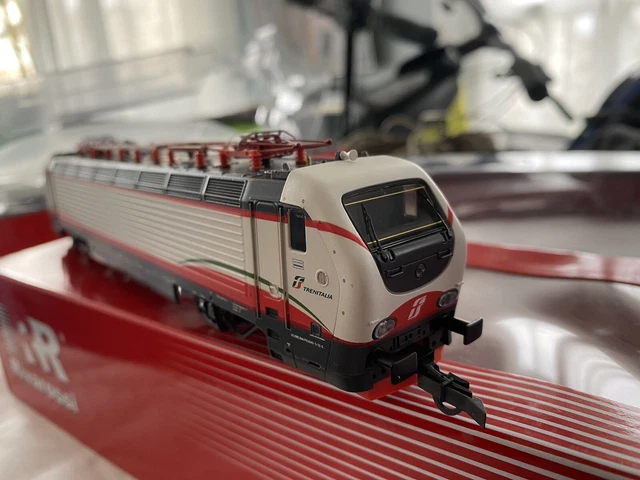 Rivarossi Blue HO Model Railroad Locomotives for sale Rivarossi Blue HO Model Railroad Locomotives for sale