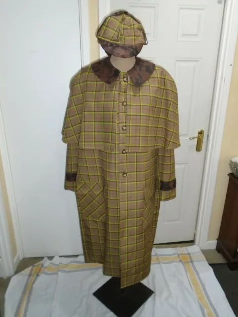 Cappotto e cappello Sherlock Holmes XL/XXL fino a 55-56 pollici spettacolo teatrale sul petto