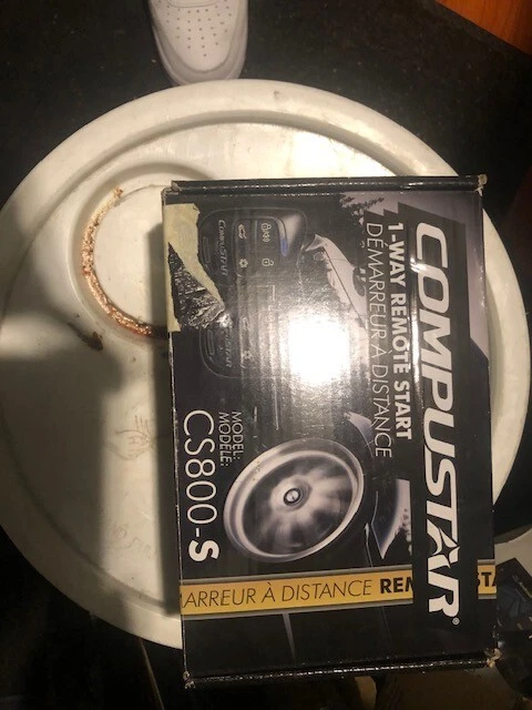 Compustar LT Series CS800-S 1-way Remote Start 1000 Feet Range 2 Key Fobs CM-800