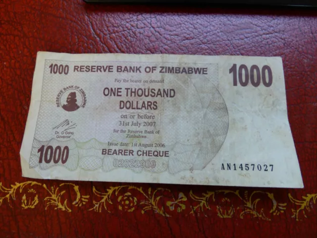 Zimbabwe -one thousand  dollars note -  2007