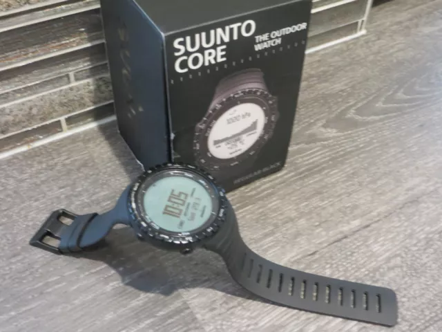 SUUNTO CORE REGULAR BLACK Outdoor Sport Watch with Altimeter Barometer &  Compass £100.00 - PicClick UK