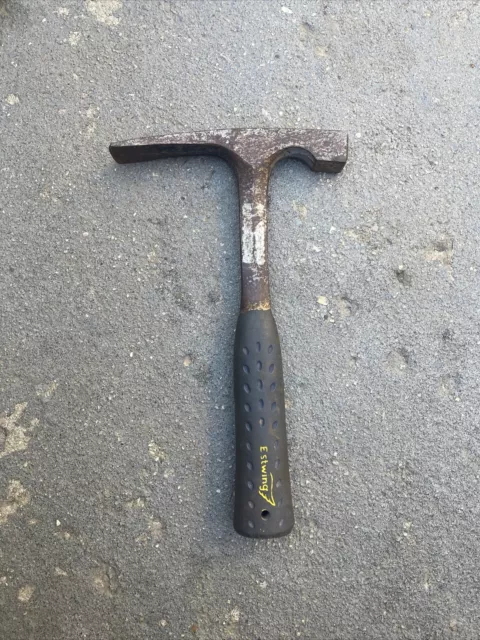 Estwing Rock Pick E3 -20BL - 20 oz Masonry Hammer with Pointed Tip Used