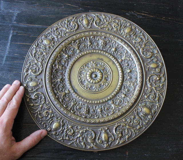 ANCIEN PLAT DECORATIF Rond En Bronze Offrandes Renaissance EUR 149,99 ...