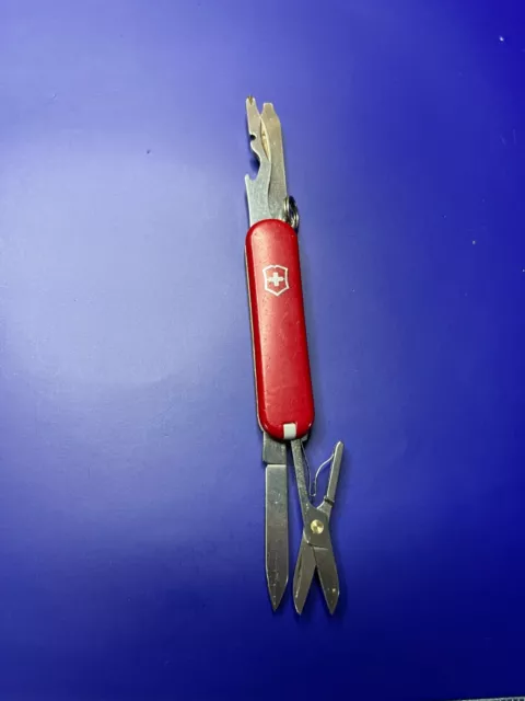 Victorinox Rambler Swiss Army Knife Red