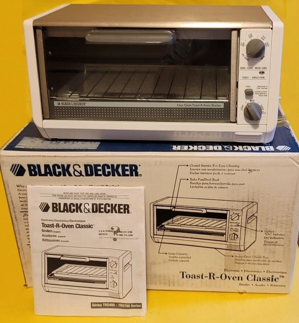 BLACK & DECKER ToastROven Broiler Classic White Series/Model TR0570