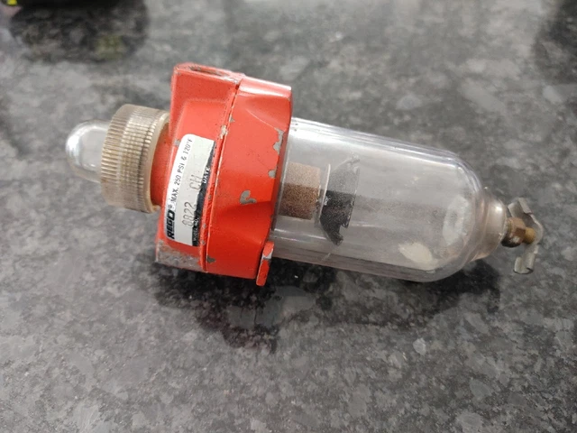 NEW Rego 8843 Pneumatic Lubricator 3/8in Npt EF