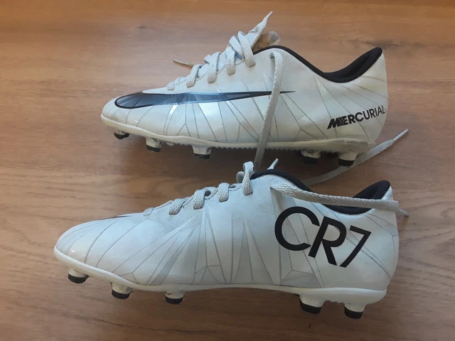 NIKE FOOTBALL BOOTS Size 5 Moulded Studs Mercurial Cr7 Cristiano Ronaldo White 19.99 PicClick UK