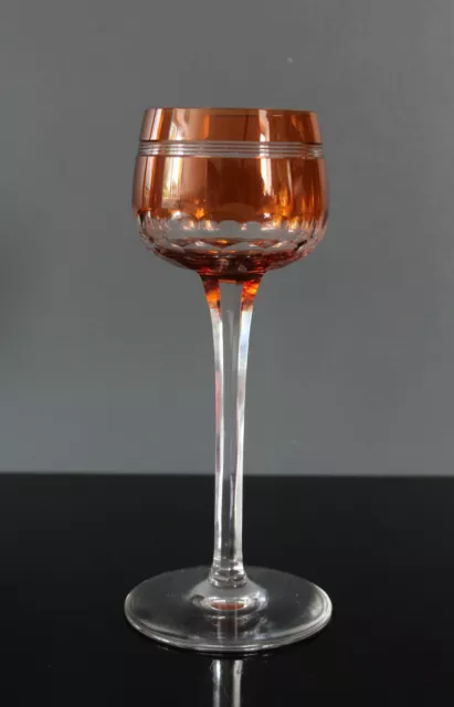 Verre à vin du rhin Roemer R9 en cristal de baccarat modèle chauny
