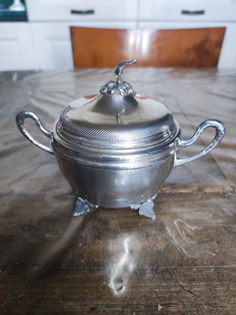Zuccheriera vintage in argento massiccio 800/1000 stile impero  200 gr