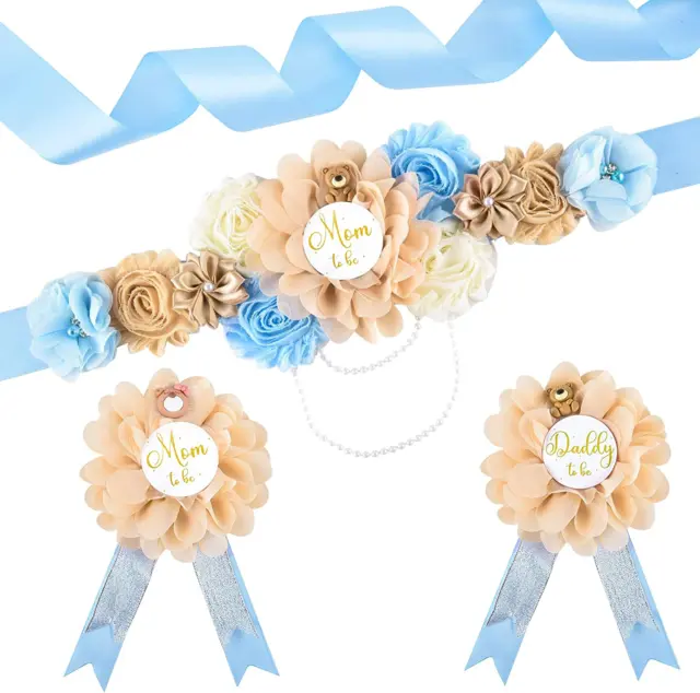 SUSSURRO Teddy Bear Maternity Sash Mom to Be & Daddy to Be Corsage Pin Set Blue